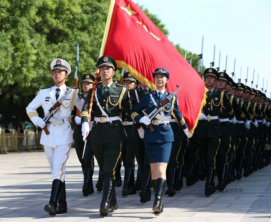 檢閱女兵儀仗隊(duì)，榮耀與力量的展現(xiàn)，檢閱女兵儀仗隊(duì)，榮耀與力量的璀璨瞬間