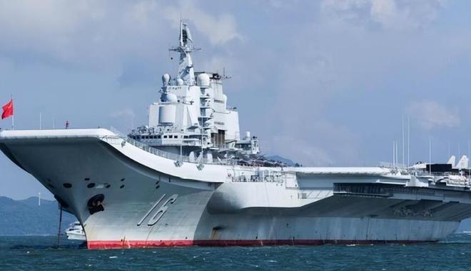 遼寧號(hào)航母編隊(duì)，中國(guó)海軍力量的璀璨明珠