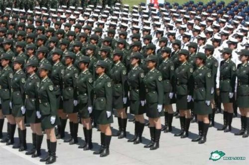 女生怎樣才能當(dāng)兵，女生當(dāng)兵，實(shí)現(xiàn)夢(mèng)想的條件與路徑