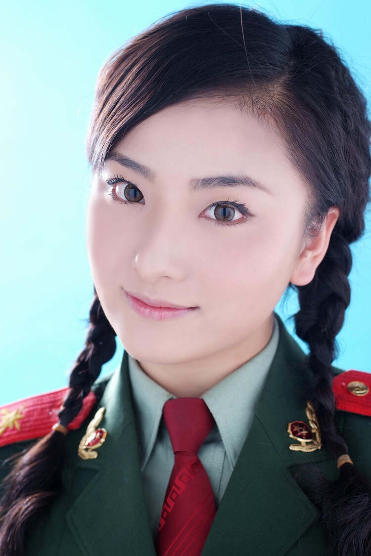 中國最漂亮的女兵照片第一名——展現(xiàn)英雄之美與榮耀印記，中國女兵第一名，榮耀印記與英雄之美的璀璨瞬間