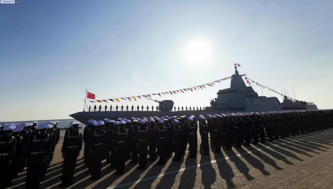 南昌艦艦長(zhǎng)，一位海軍英雄的榮耀與擔(dān)當(dāng)，南昌艦艦長(zhǎng)，海軍英雄的榮耀與擔(dān)當(dāng)之旅