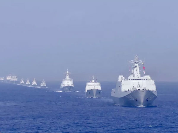 人民海軍成立70周年閱兵，輝煌成就與堅定前行，人民海軍成立70周年閱兵，輝煌成就鑄就，堅定前行展雄姿