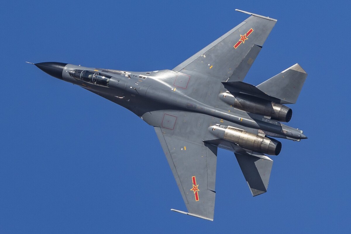 殲-11戰(zhàn)斗機(jī)深度解析資料，殲-11戰(zhàn)斗機(jī)深度解析與性能探討