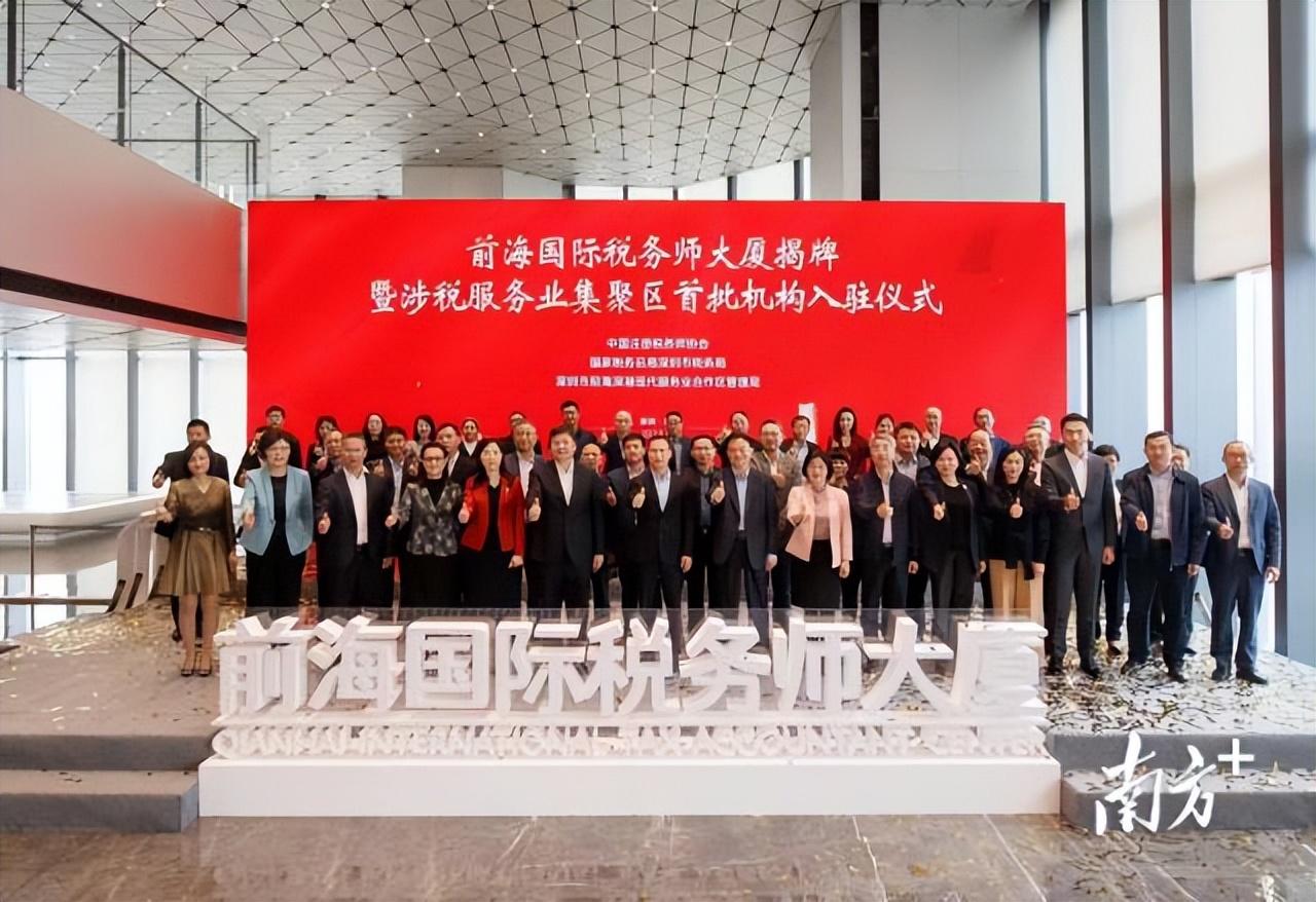 獨(dú)家爆料2025年香港正版資料免費(fèi)大全——一站式獲取所有資源！，獨(dú)家爆料，2025年香港正版資料大全——免費(fèi)獲取所有資源一站式平臺(tái)！