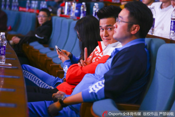 王中王一肖免費期期中，深度解析與SEO優(yōu)化策略，王中王一肖免費期期中深度解析與SEO優(yōu)化策略探討