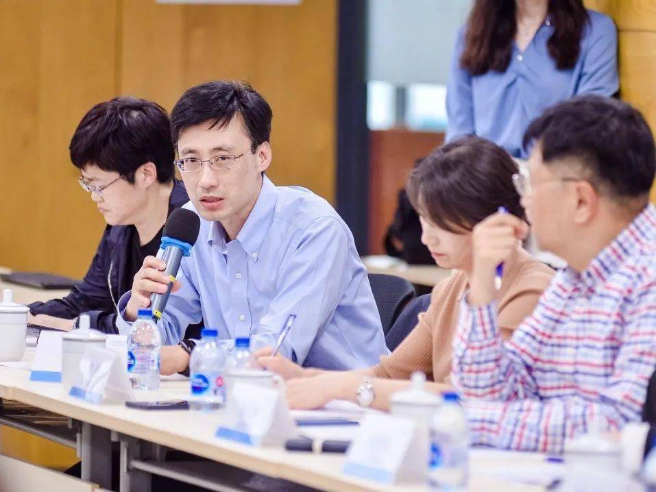 王中王一肖中持嗎？深度解析背后的故事與真相，揭秘王中王一肖背后的故事與真相，深度解析與真相探討