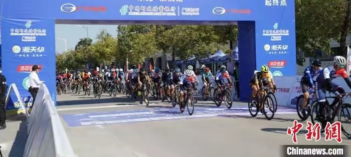 澳門(mén)管家婆與百年中澳關(guān)系，深度解析與探討，澳門(mén)管家婆與百年中澳關(guān)系深度探討解析