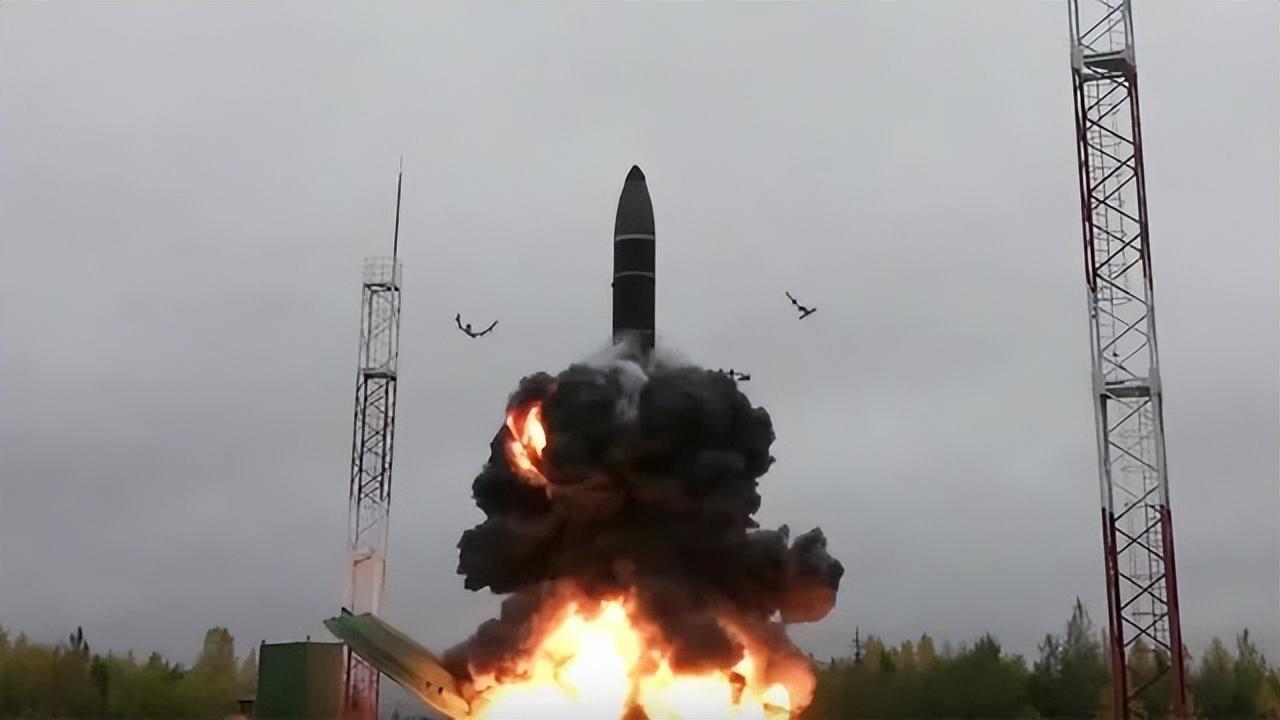 第四艘航母獲得央視官宣，中國(guó)海軍力量再添新篇章，中國(guó)海軍再添新篇章，第四艘航母獲央視官宣亮相