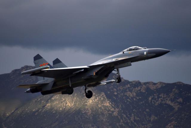 殲-11代號，揭示中國空軍強(qiáng)大戰(zhàn)斗力的象征，殲-11代號，中國空軍強(qiáng)大戰(zhàn)斗力的象征標(biāo)簽