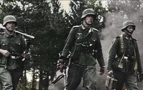 五大軍種與七大兵種，深度解析中國(guó)國(guó)防力量，深度解析中國(guó)國(guó)防力量，五大軍種與七大兵種概覽