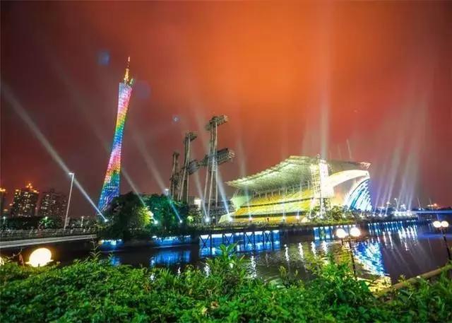 新澳門(mén)彩出號(hào)綜合走勢(shì)分析，澳門(mén)彩票出號(hào)走勢(shì)綜合解析