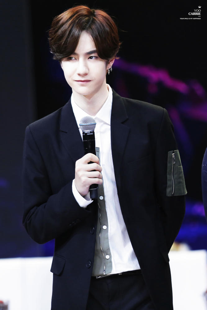 白小姐、王中王與一肖，神秘關(guān)聯(lián)與SEO探索，白小姐、王中王與一肖，神秘關(guān)聯(lián)揭秘與SEO深度探索