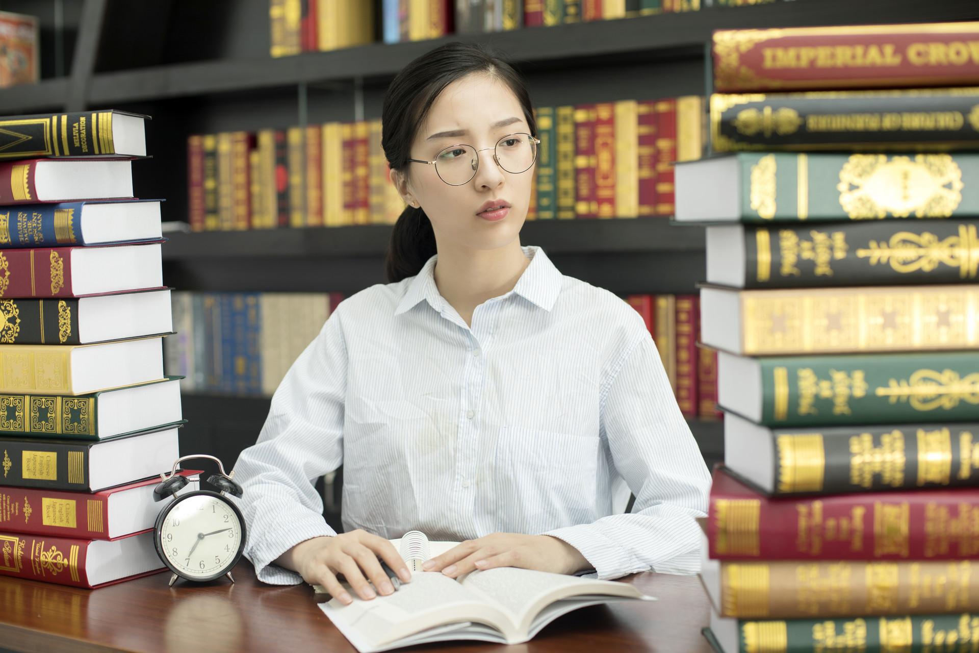 揭秘生肖之王——2009年王中王的傳奇一生，揭秘生肖之王，傳奇一生的王中王（2009年）