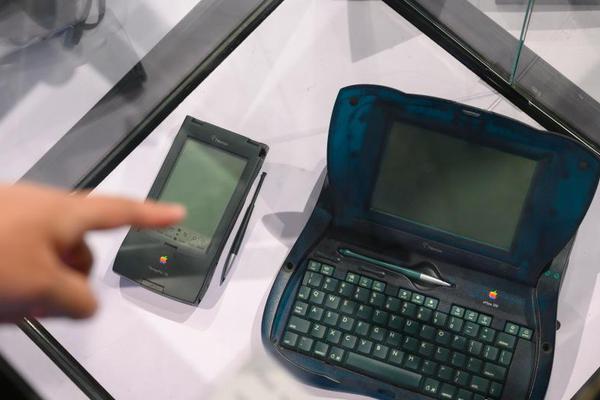 劉伯溫資料四肖選一肖，揭秘傳奇人物劉伯溫的一生，揭秘傳奇人物劉伯溫的一生，四肖選一劉伯溫資料全解析