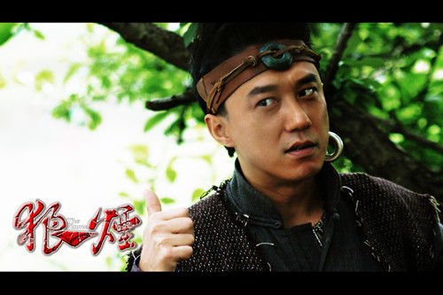 王珂主演的電視劇狼煙，熱血演繹戰(zhàn)火英雄，王珂主演電視劇狼煙，戰(zhàn)火英雄熱血演繹