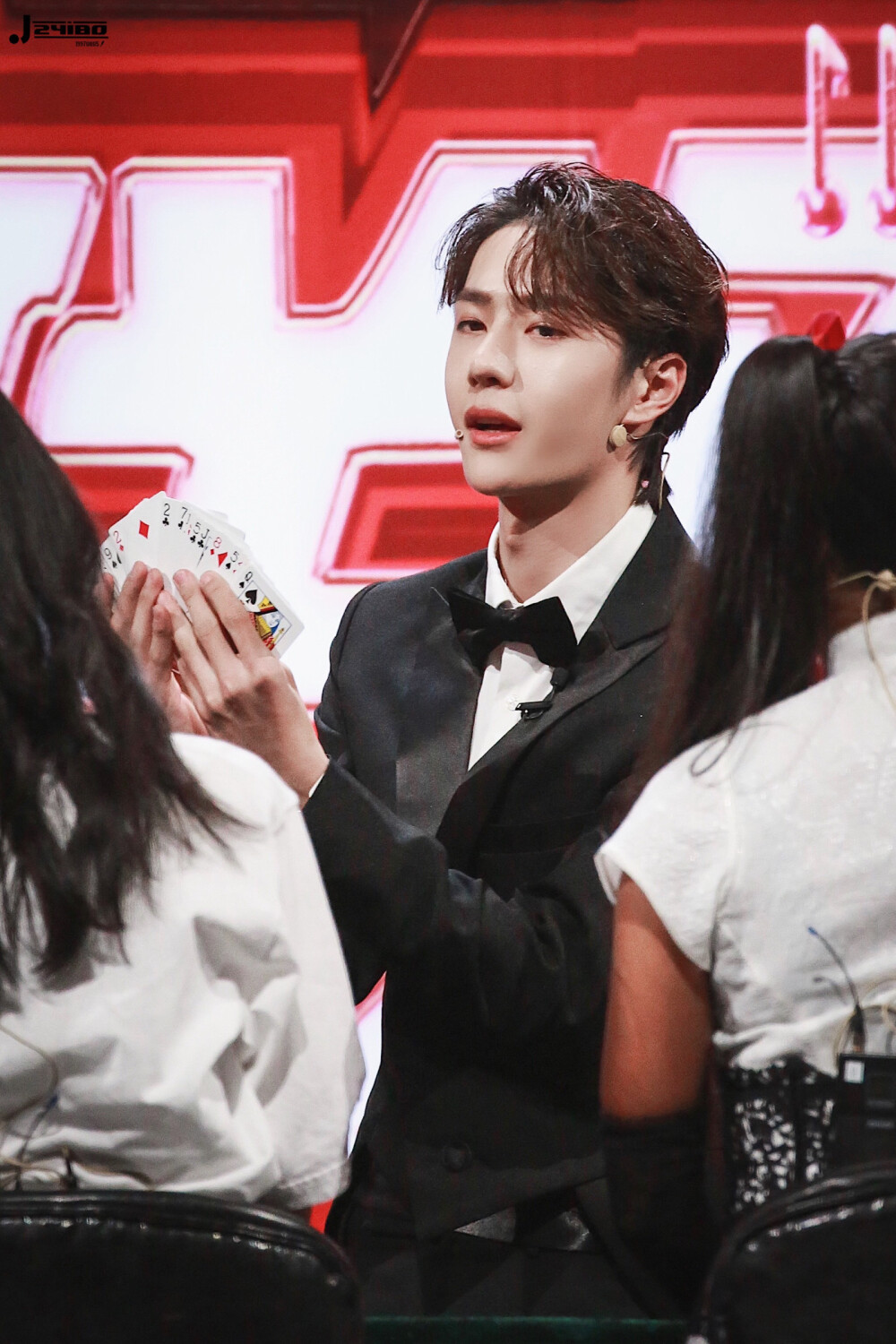 探索王中王論壇，聚焦肖中特y論壇的獨(dú)特魅力與影響力（2019年回顧），王中王論壇與肖中特y論壇的獨(dú)特魅力與影響力回顧（2019年）