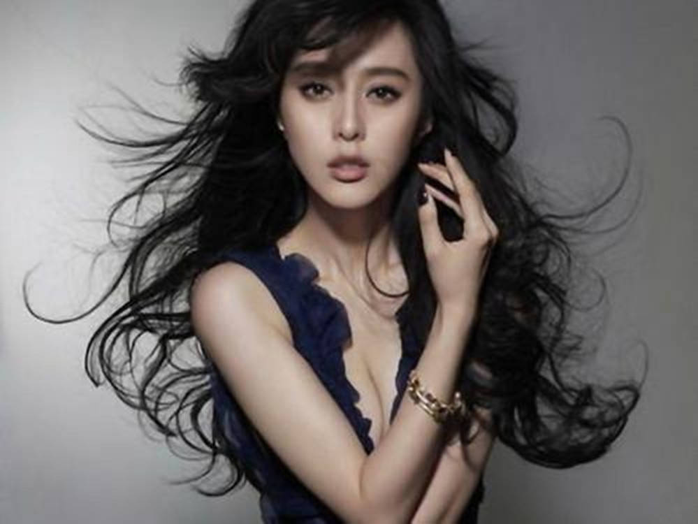 明星八卦資訊，揭秘娛樂(lè)圈背后的故事，娛樂(lè)圈內(nèi)幕揭秘，明星八卦背后的故事