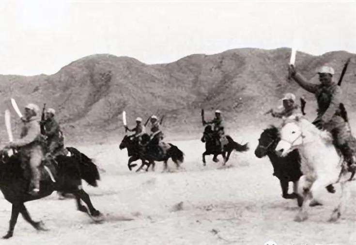 西路軍，歷史回顧與深入解析，西路軍歷史回顧與深度解析，戰(zhàn)略決策與戰(zhàn)爭影響研究