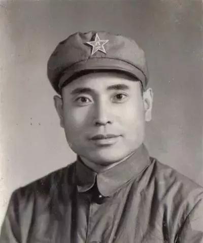 揭秘劉伯溫一肖中持期期誰——?dú)v史謎團(tuán)解析，劉伯溫一肖中持期期誰揭秘，歷史謎團(tuán)深度解析