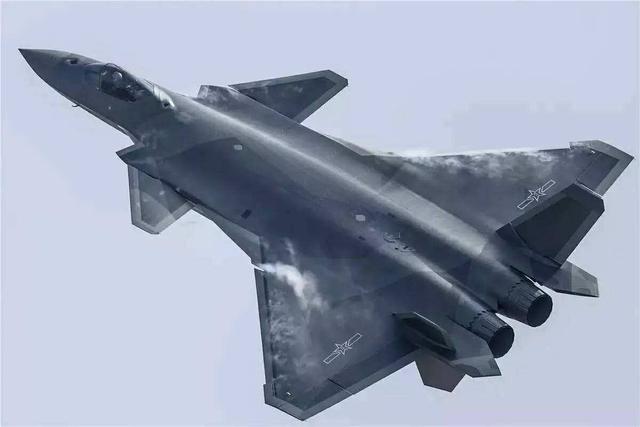 殲-20與F-22空中霸主之爭，性能對比與未來展望，殲-20與F-22空中霸主之爭，性能對比及未來展望